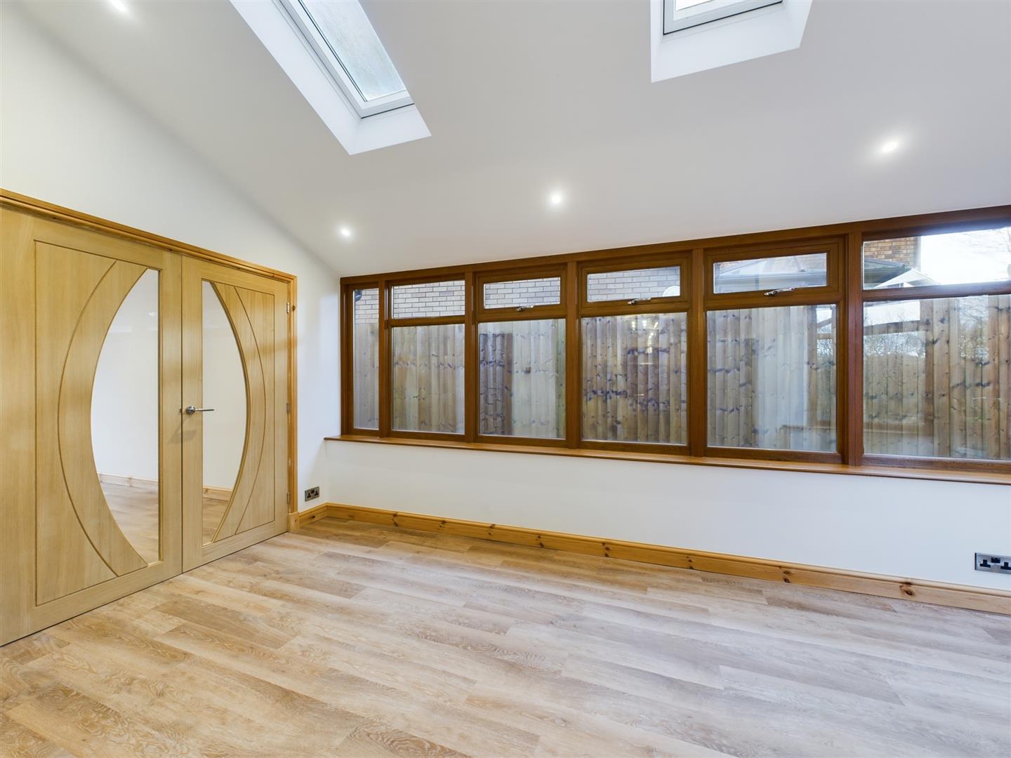 Ffordd Ddu, Pyle, Bridgend McHattons Estate Agents, Bridgend